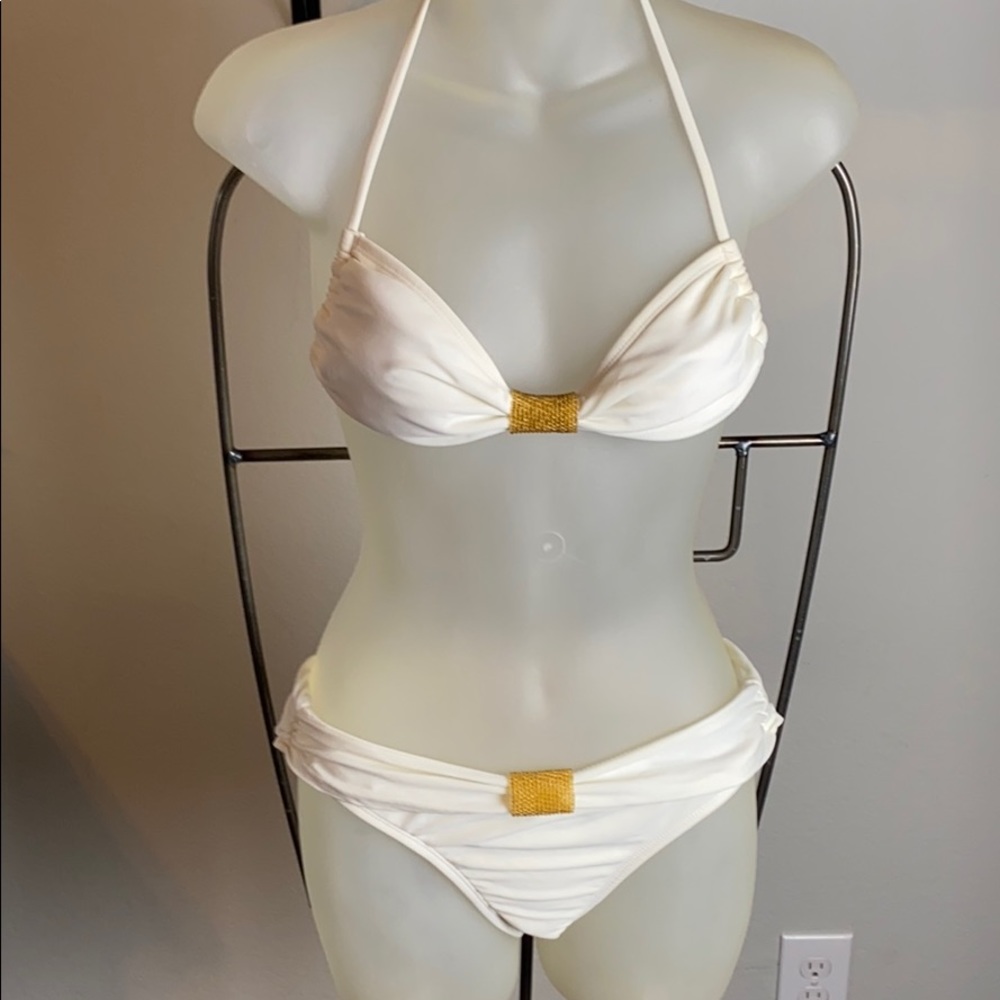 Hot Kiss 2 piece Creme/Gold